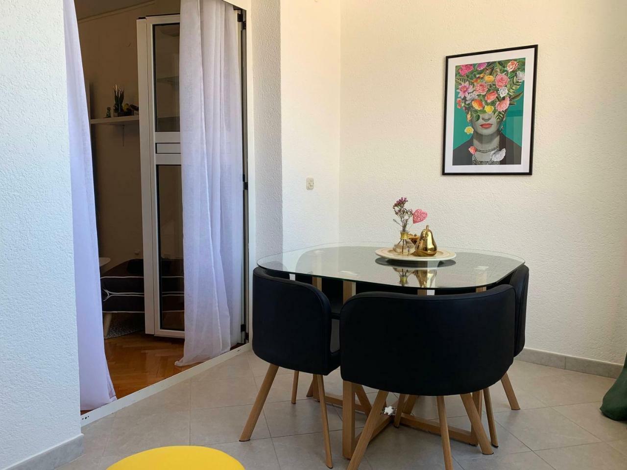 Lovre Apartment *